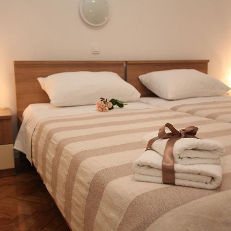 Vincent Apt. In Old Town Centre Zára Szoba fotó