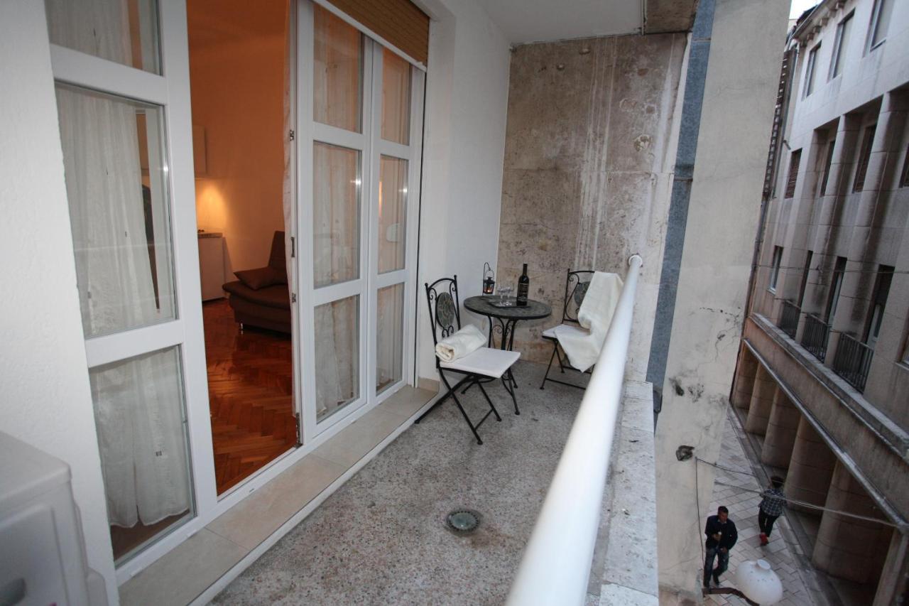 Vincent Apt. In Old Town Centre Zára Szoba fotó
