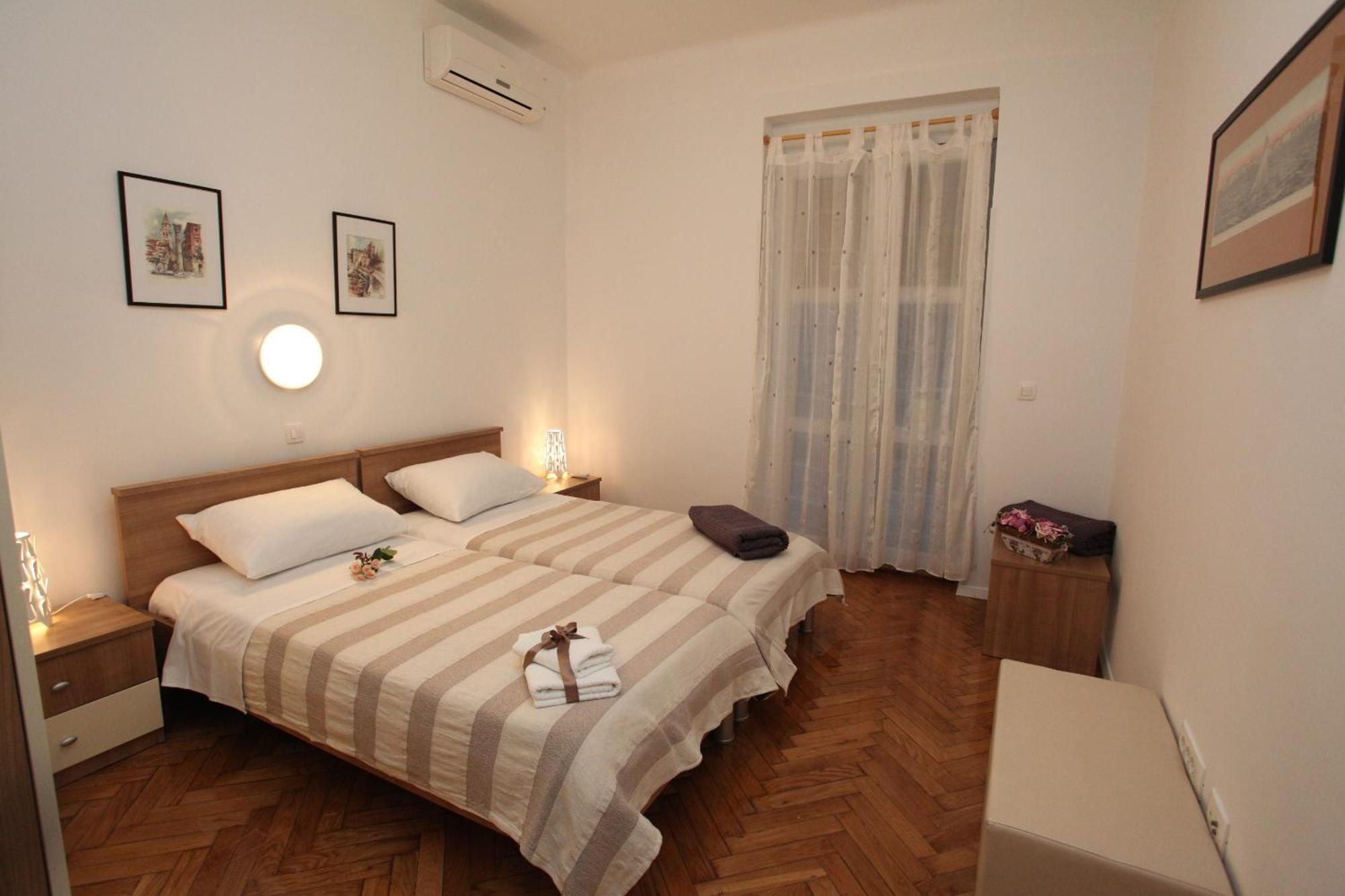 Vincent Apt. In Old Town Centre Zára Szoba fotó