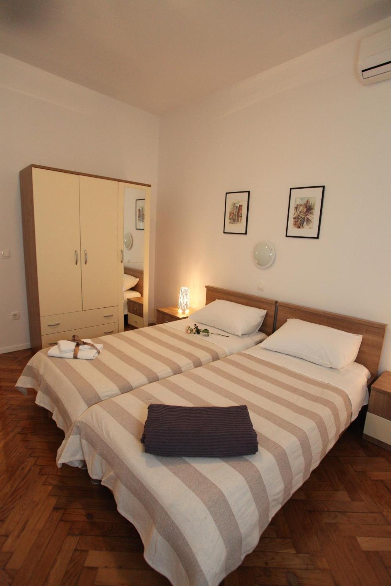 Vincent Apt. In Old Town Centre Zára Szoba fotó